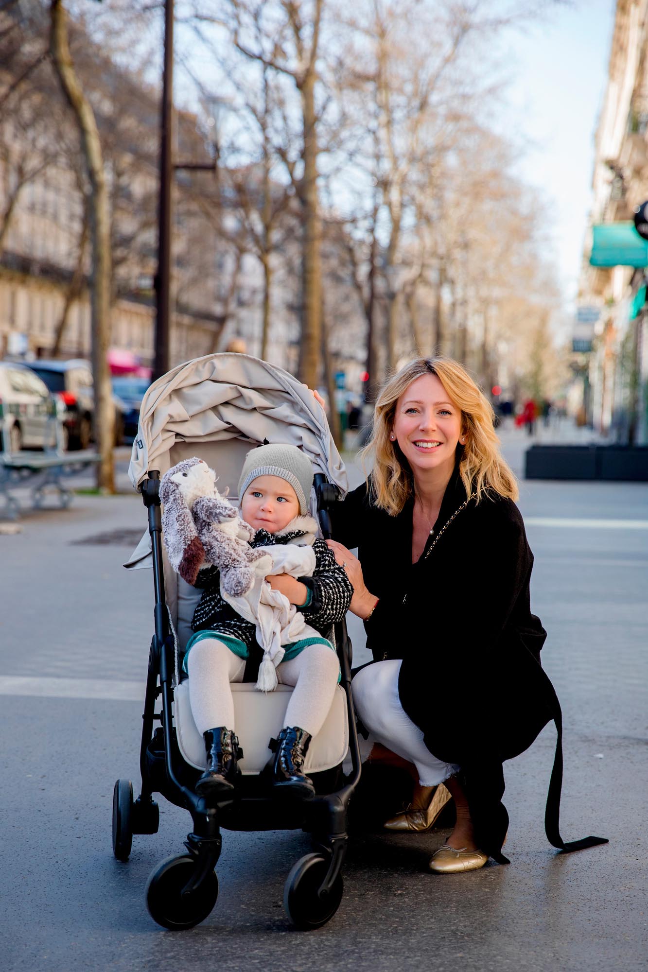 Elodie_Mondo_buggy_compact_moonshell-sfeerbeeld Buggy Mondo compact kleur moonshell Elodie