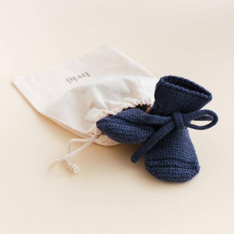 Hvid booties babyslofjes merinowol blue 0-9 maanden