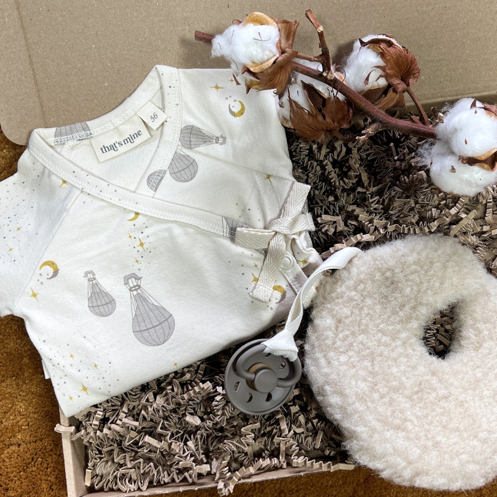 Brievenbuspakket_cadeaubox_indewolken_01 Brievenbus kraamcadeau in de wolken