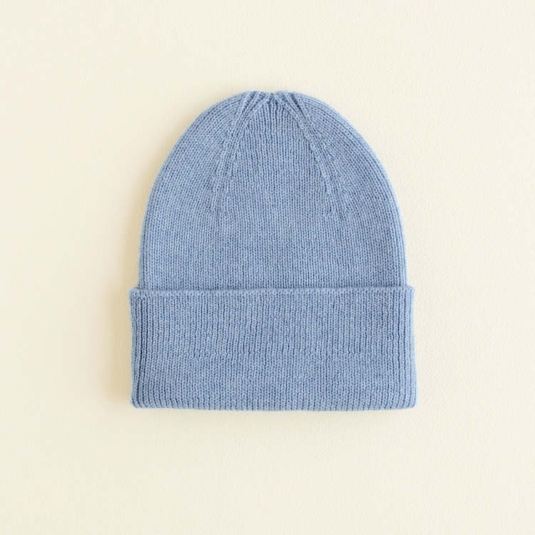 Hvid baby beanie fonzie newborn light blue