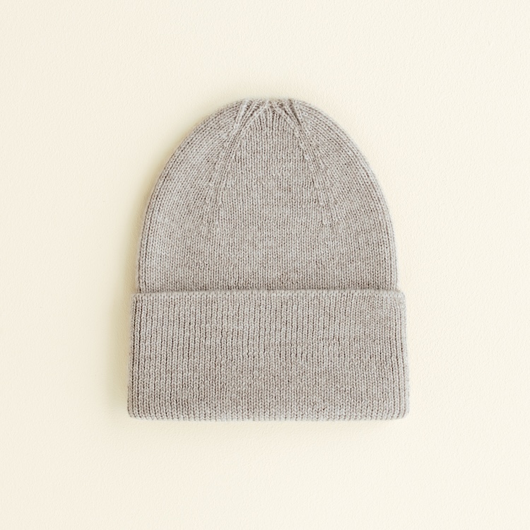 Hvid baby beanie fonzie newborn pebble