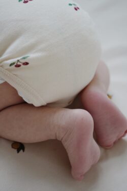 Konges Sløjd overslagromper newborn cherry