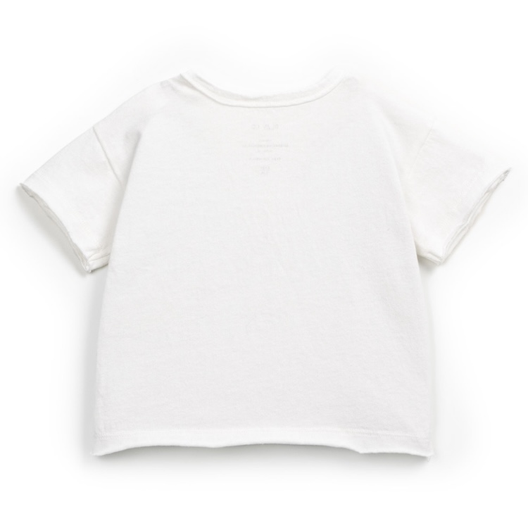 Play Up jersey t-shirt shapes wit
