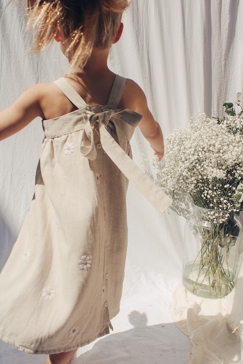 Two You Label Jurk Leah beach flower madeliefjes
