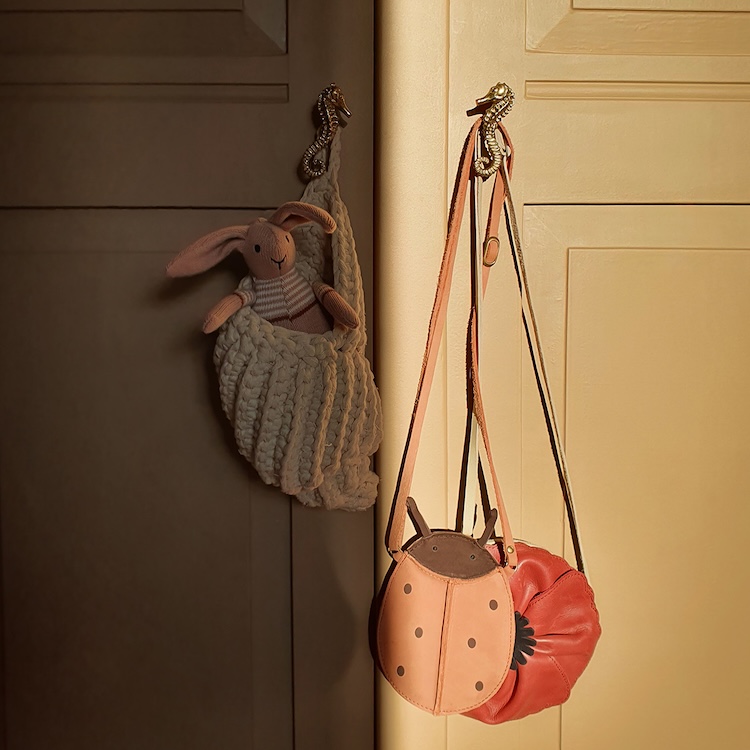 Doing Goods knop pippa seahorse zeepaardje links en rechts