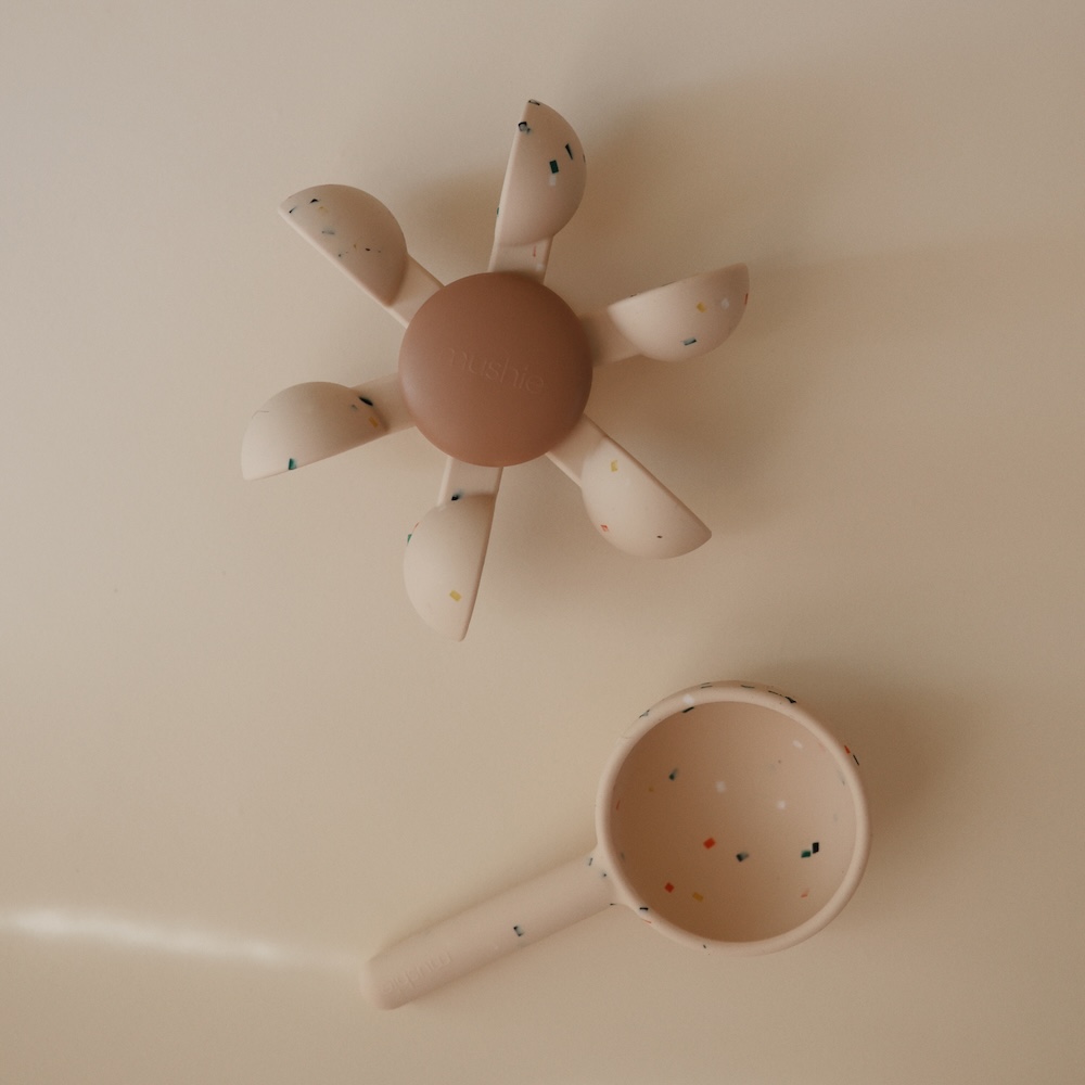 Mushie badspeeltje waterwiel water wheel