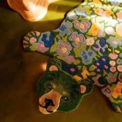 Doing Goods vloerkleed large Josie Jardin Bear