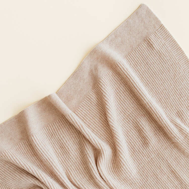 Hvid deken gaston beige