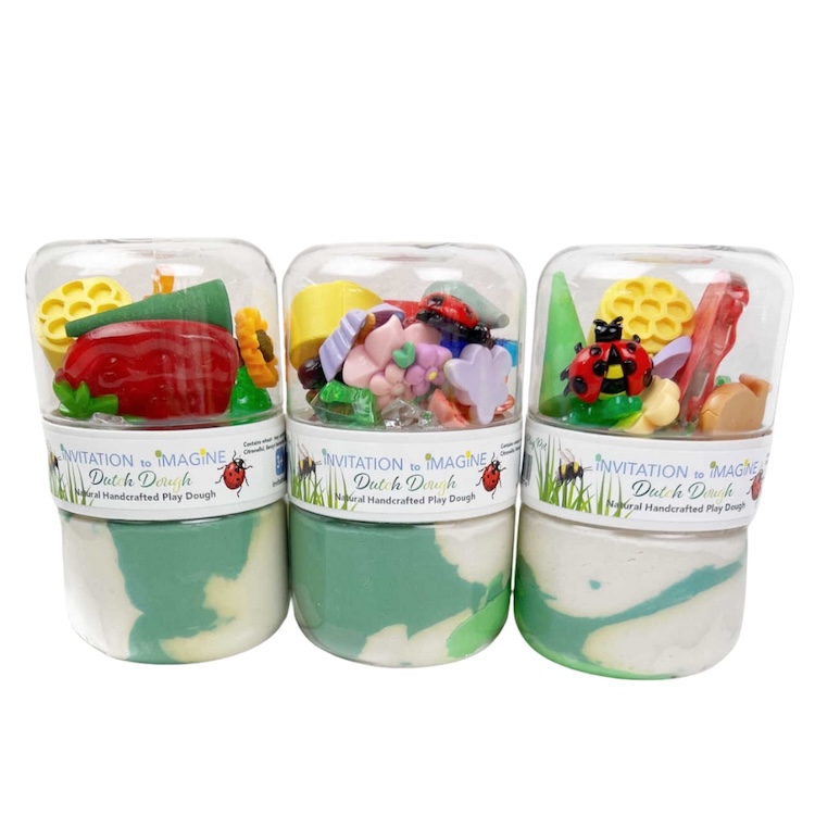 Invitation to imagine speelklei play pot dino garden tuin vriendjes