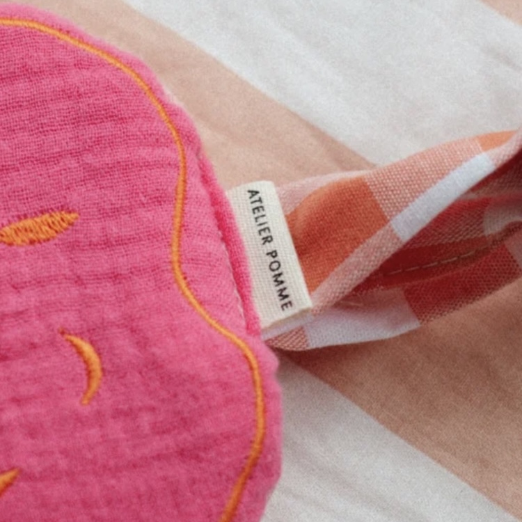 Atelier Pomme speendoekje smiley blowy bubblegum