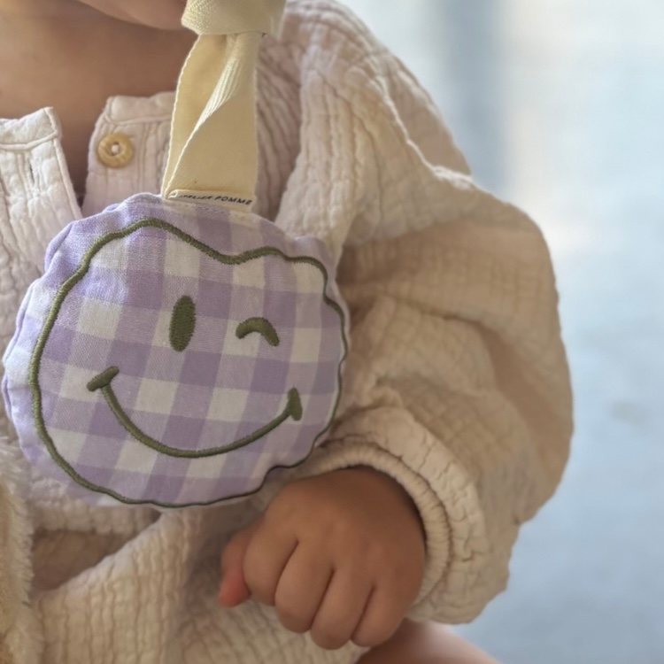 Atelier Pomme speendoekje smiley checked lila