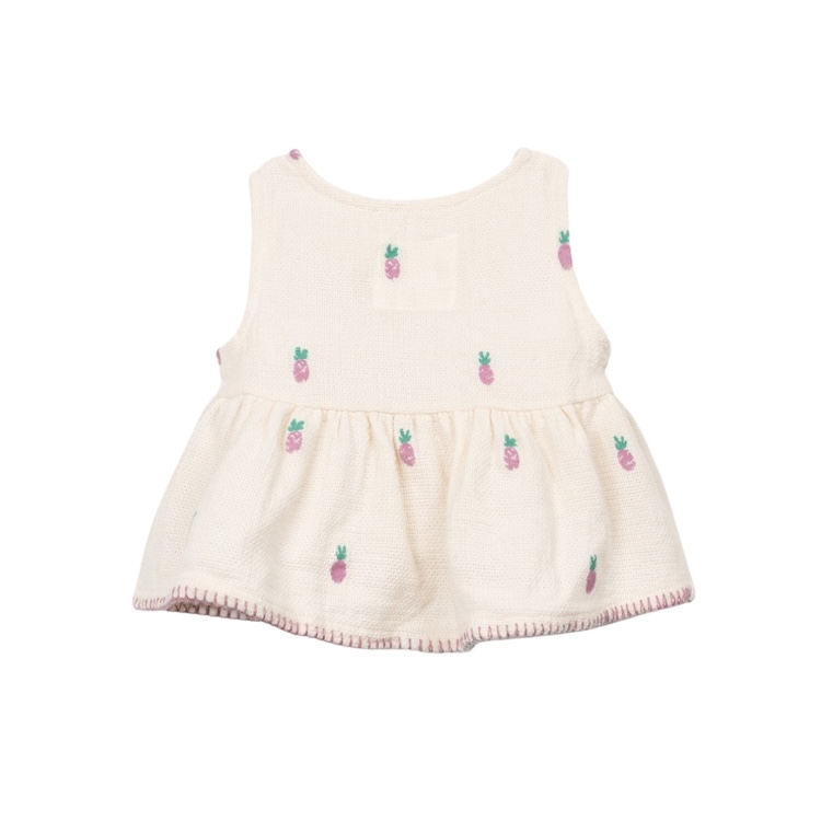 Play Up top pineapple