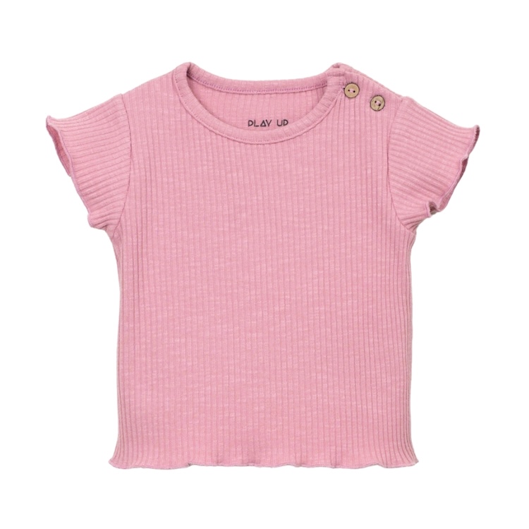 PlayUp t-shirt rib sculpture