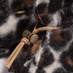 Alwero babyslofjes Emo Leopard 100% wol